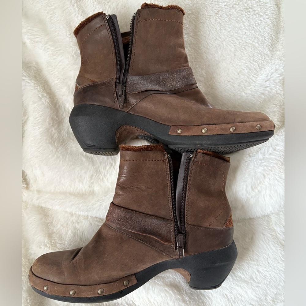 Merrell Luxe Mid Bitter Chocolate Suede Leather Ankle Boots, Size: 7